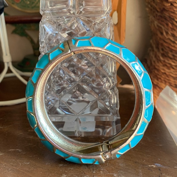 Gorgeous Teal Enameled Clamper Bracelet - Honeycomb Design - Picture 4 of 6